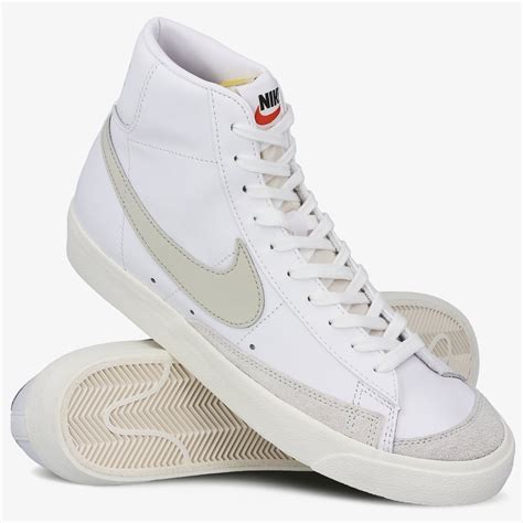 nike blazer mid 77 weiß beige|Nike Blazer Mid '77 suede.